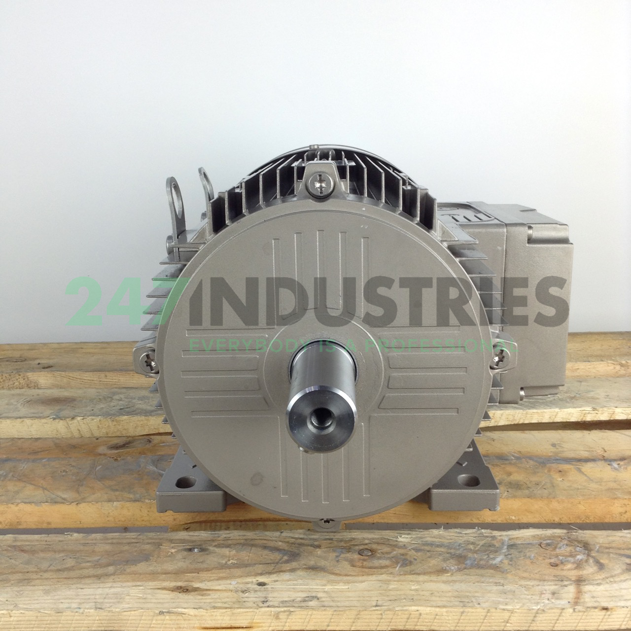 HBZ-132MC-4B3 FAM Motoren Image 3