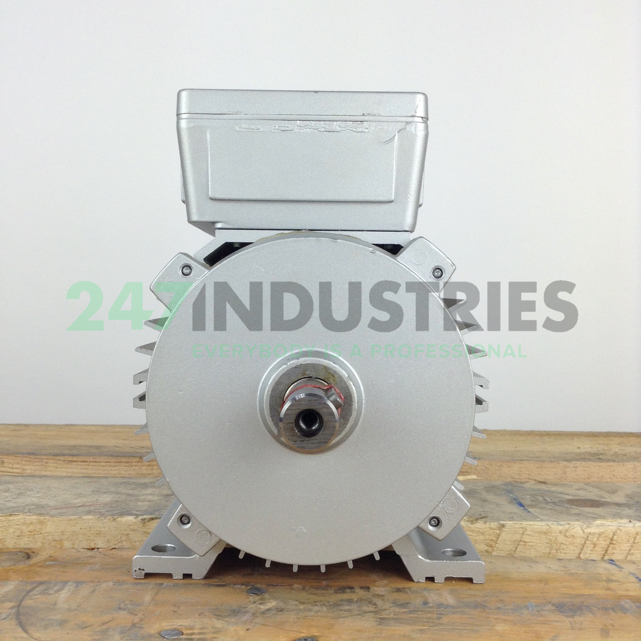 4D80E-6 FAM Motoren Image 3