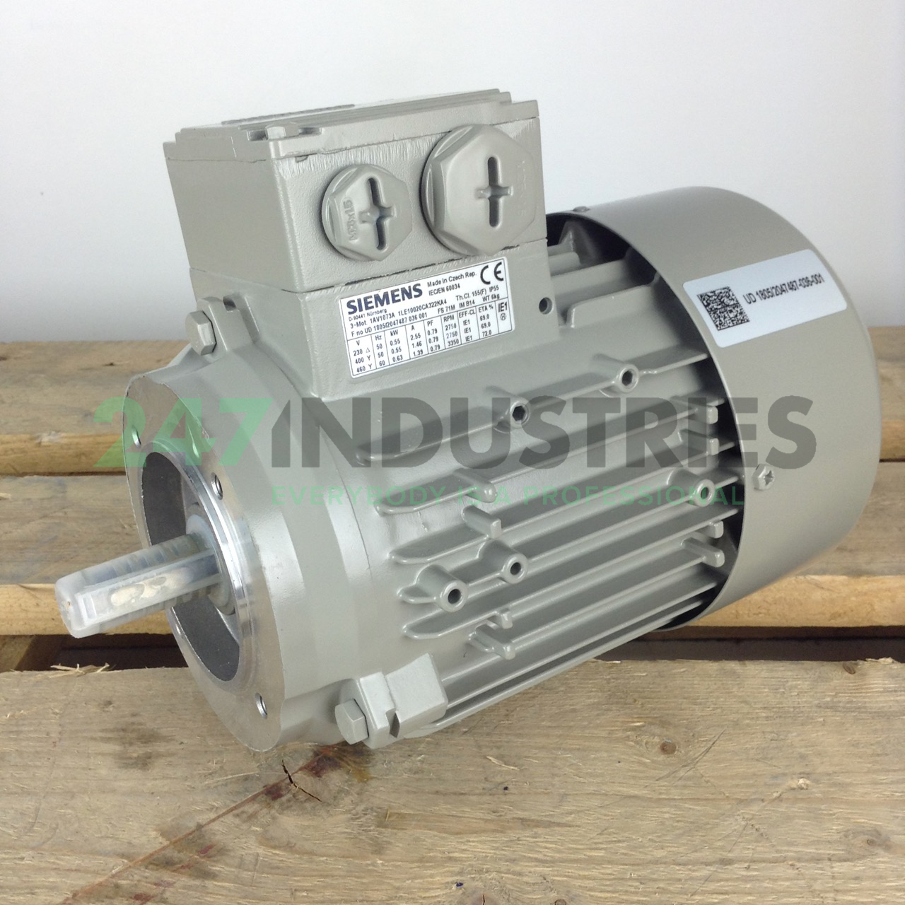 1LE1002-0CA32-2KA4 Siemens