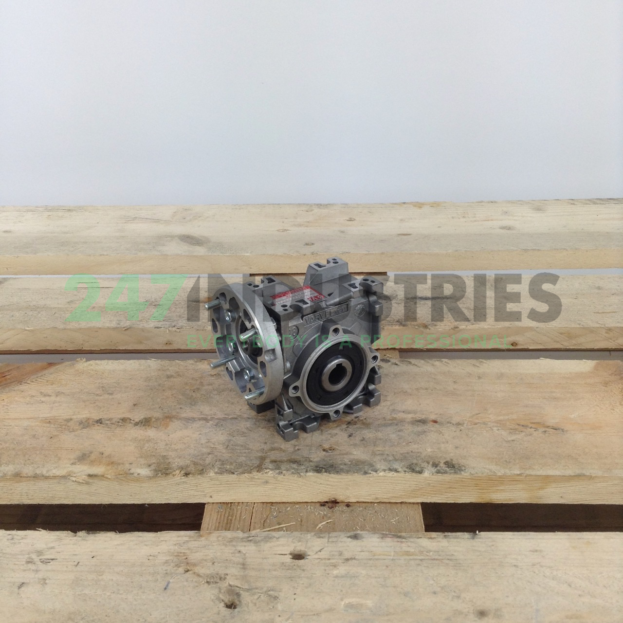 FRT028B3-56B14I70 Varvel