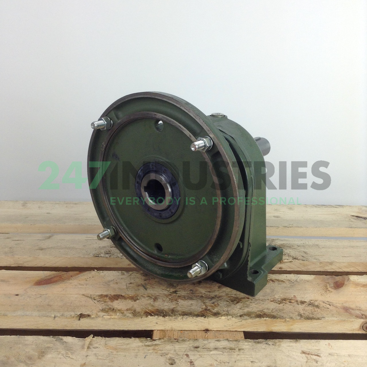 FRC240B3-132B5I8.7 Varvel Image 3