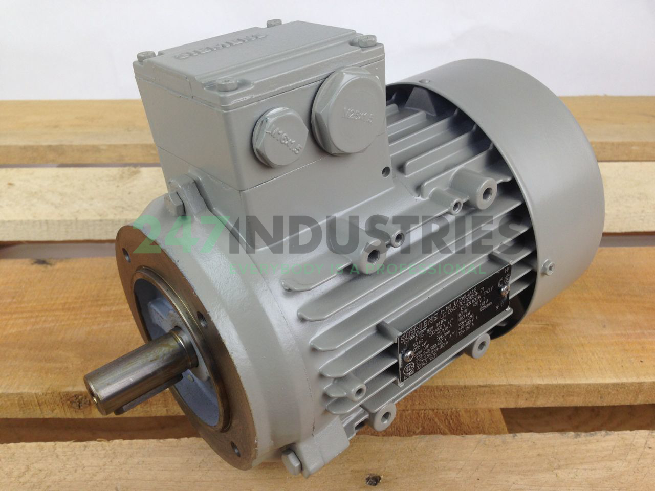 1LA7080-4AA12 Siemens Image 1