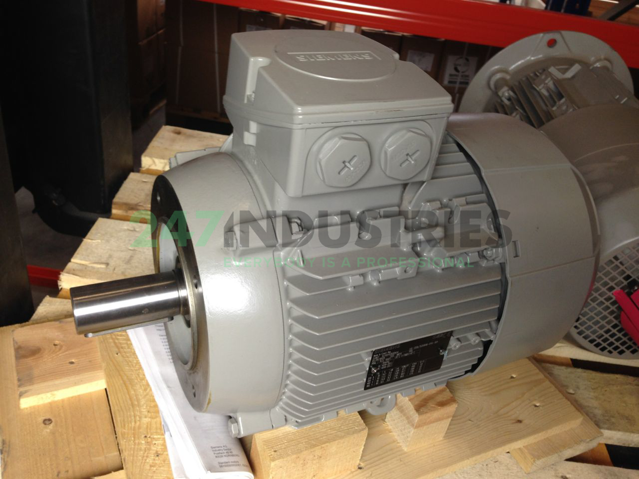 1LE1001-1CB02-2KA4 Siemens