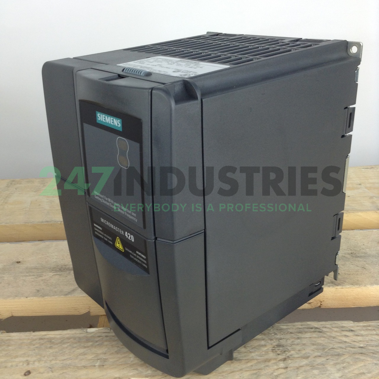 6SE6420-2UD24-0BA1 Siemens Image 1