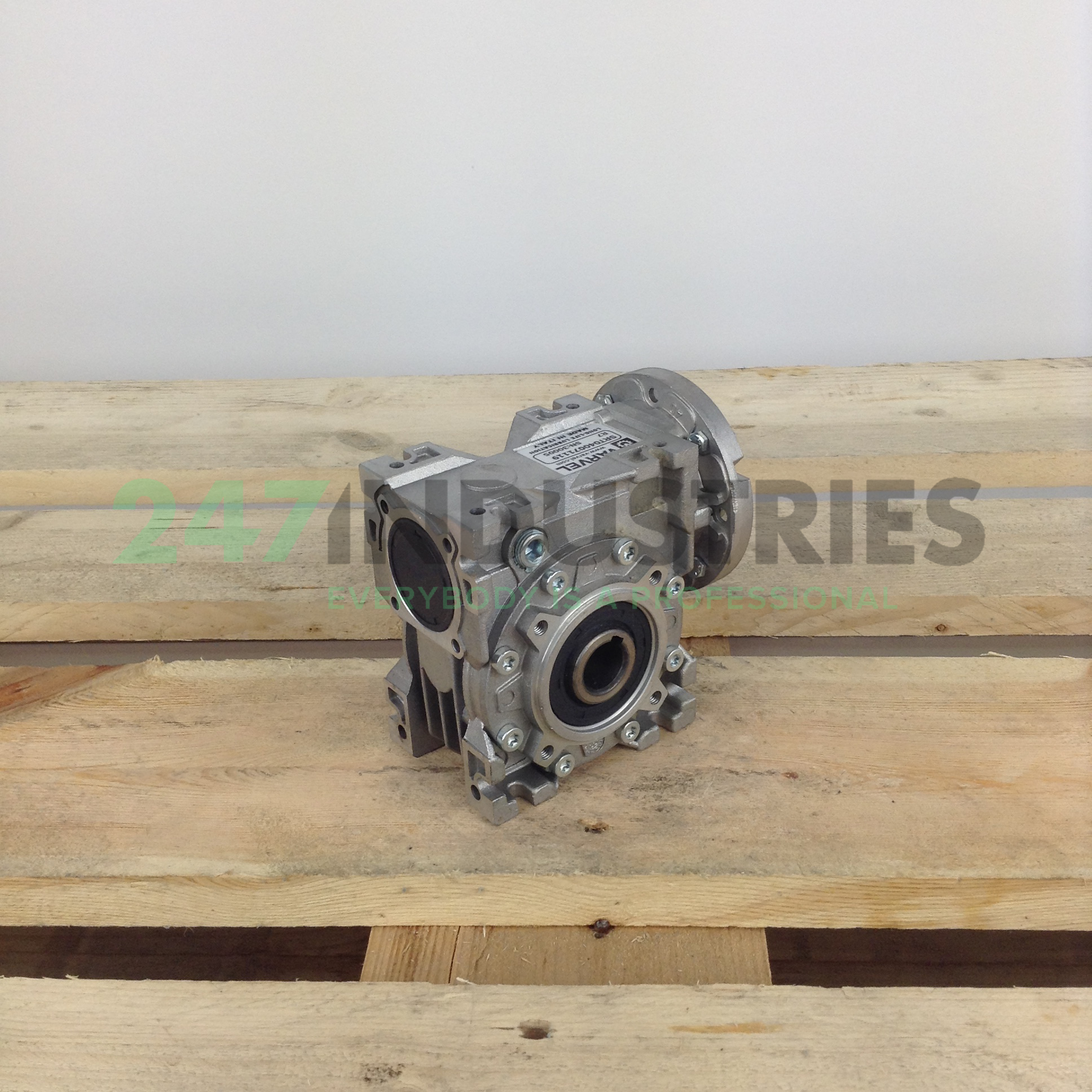 SRT040071119-63B14 Varvel Image 3