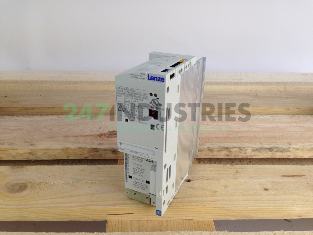 E82EV551K4C Lenze