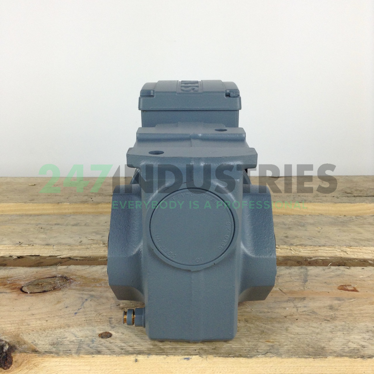 SA37/TDR63M6 SEW-EURODRIVE Image 4