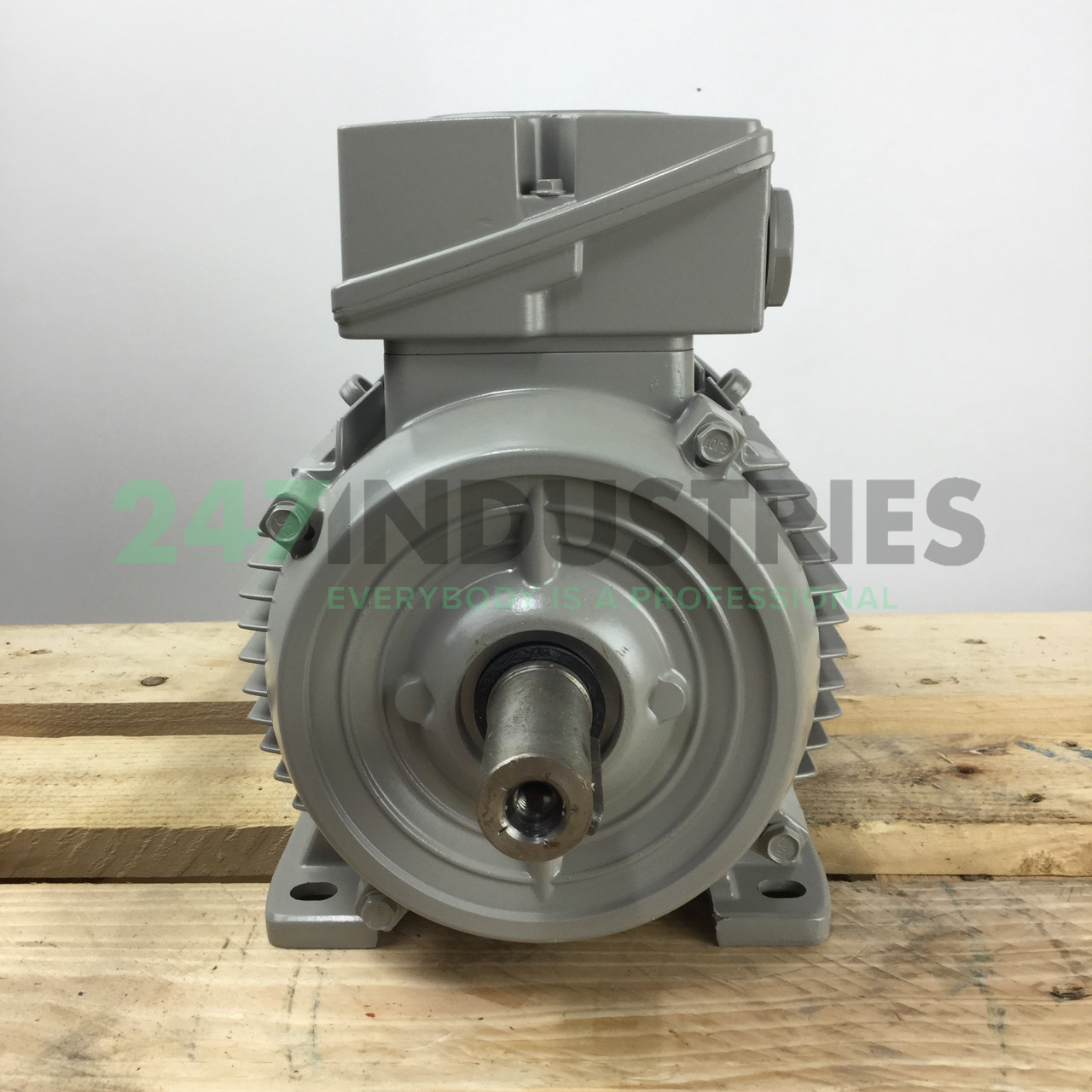 1LE1002-1AB42-2AA0 Siemens Image 4