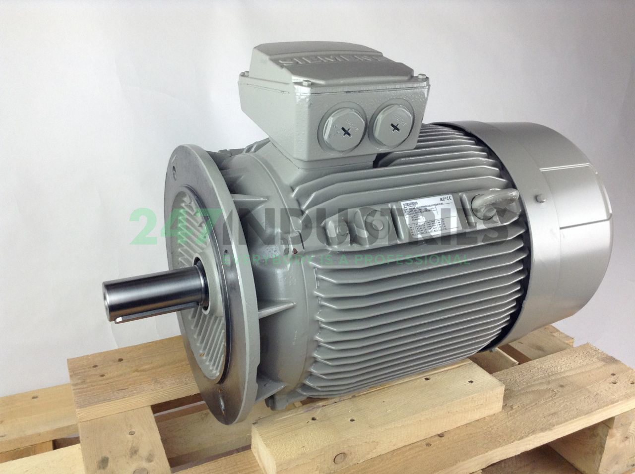 1LE1501-1EB43-4FA4 Siemens