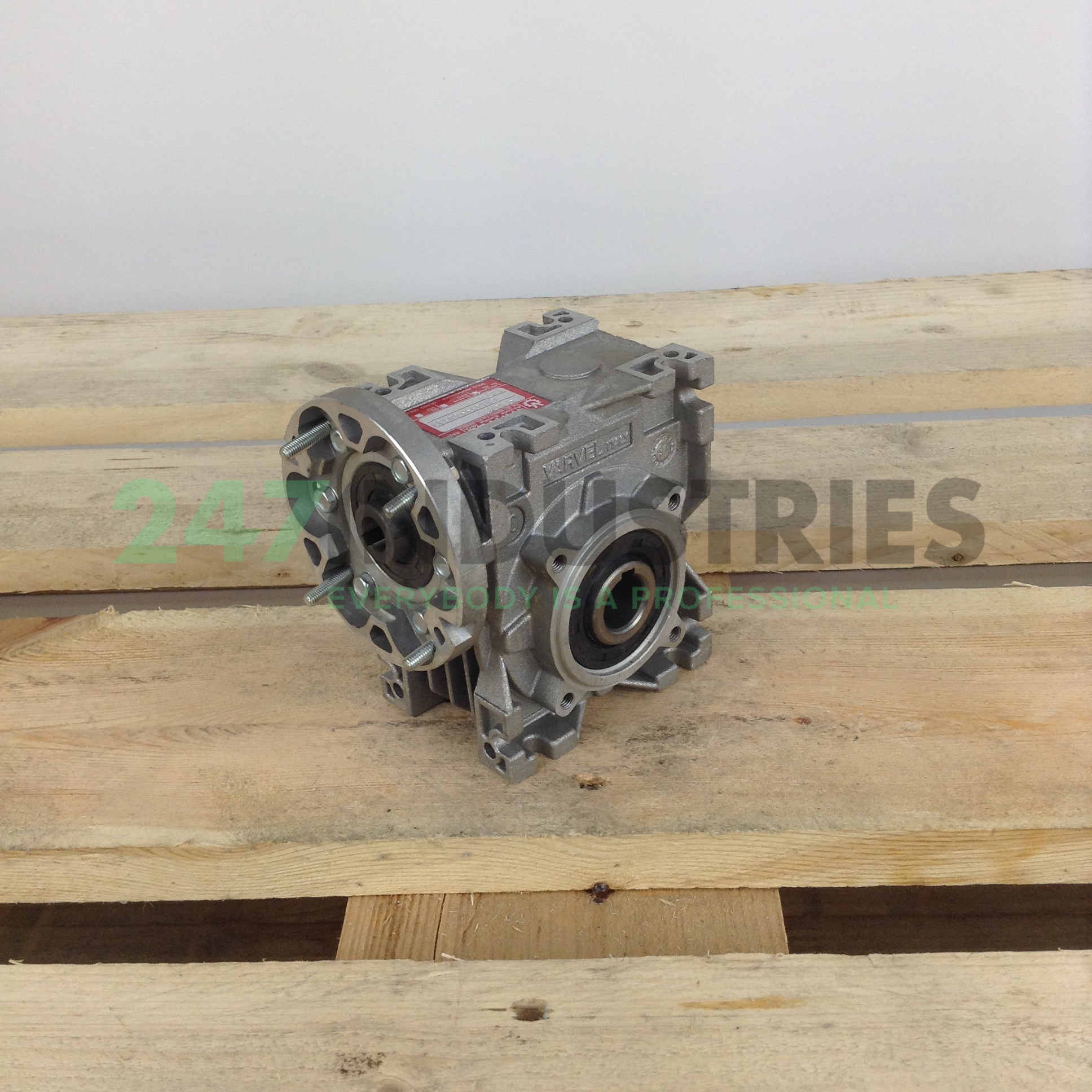 FRT040B3-63B14I70 Varvel