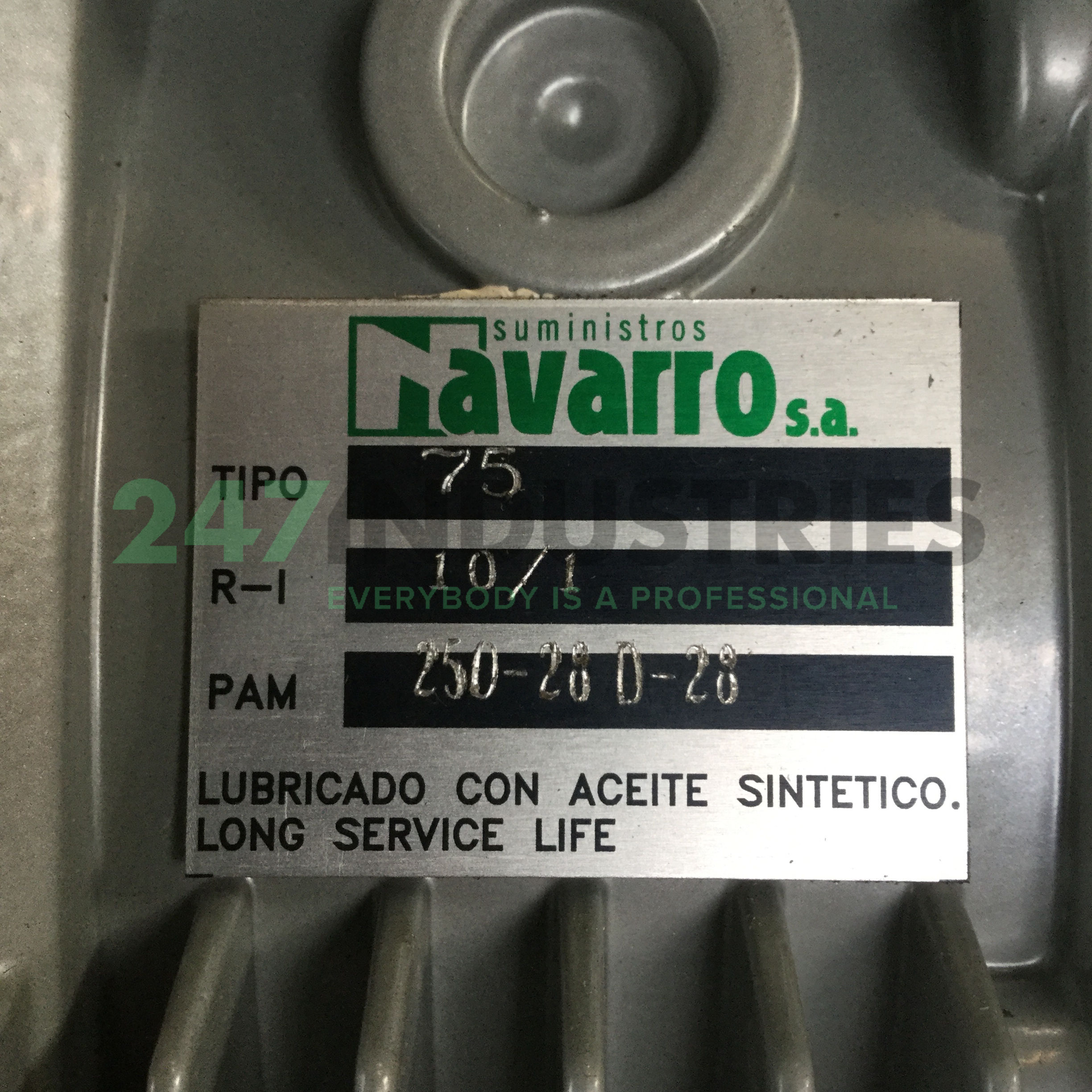 75-28/25010 Navarro Image 4