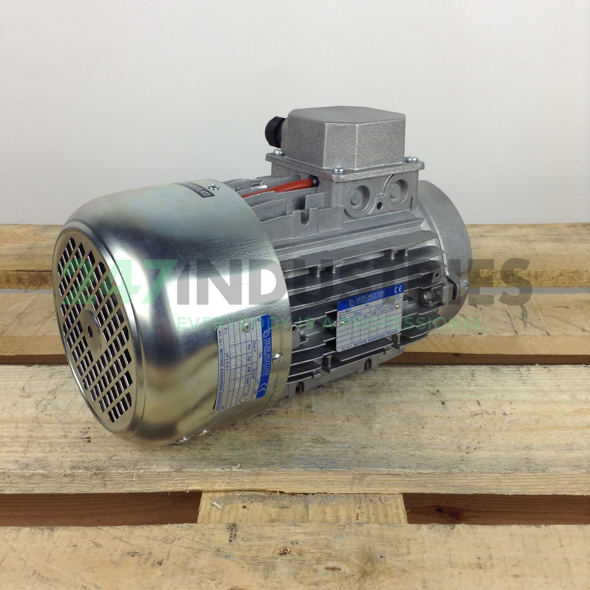 T90L4B14 Neri Motori Image 4