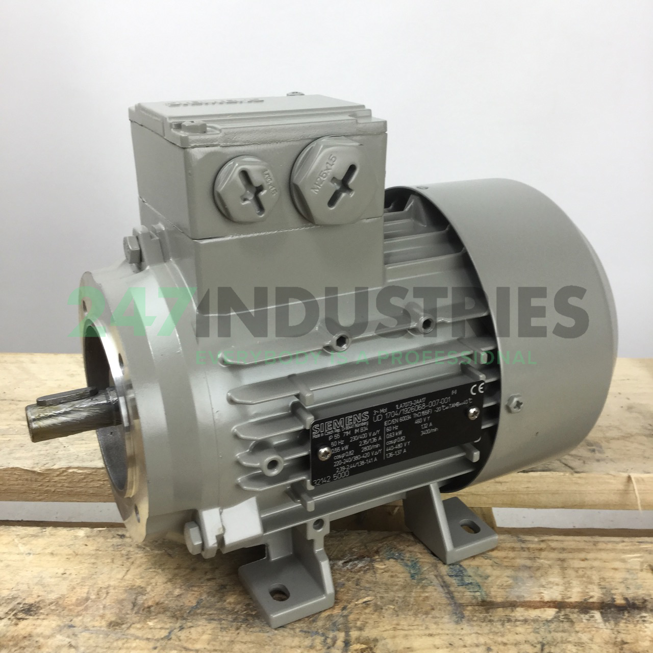 1LA7073-2AA17 Siemens