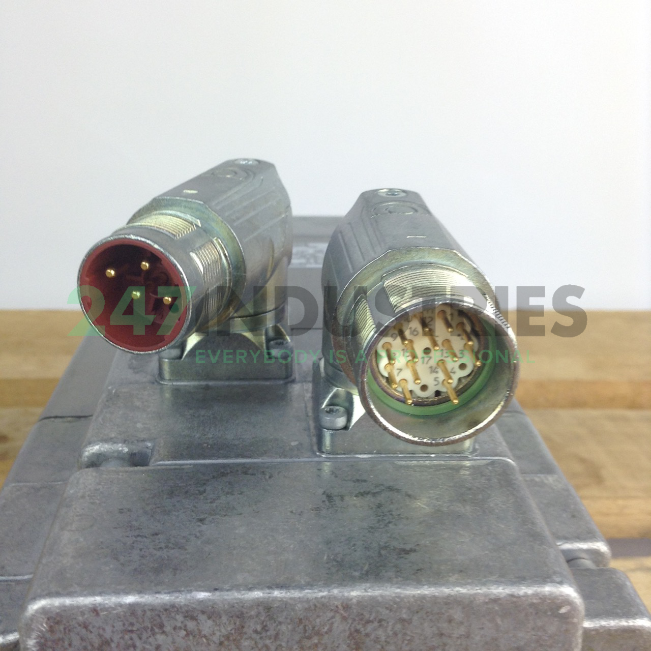 1FK7063-5AF71-1EG0 Siemens Image 3