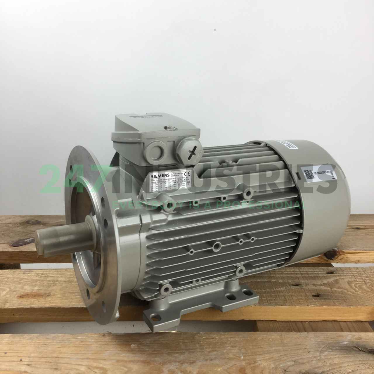 1LE1001-0EB62-2JA4-Z Siemens Image 1