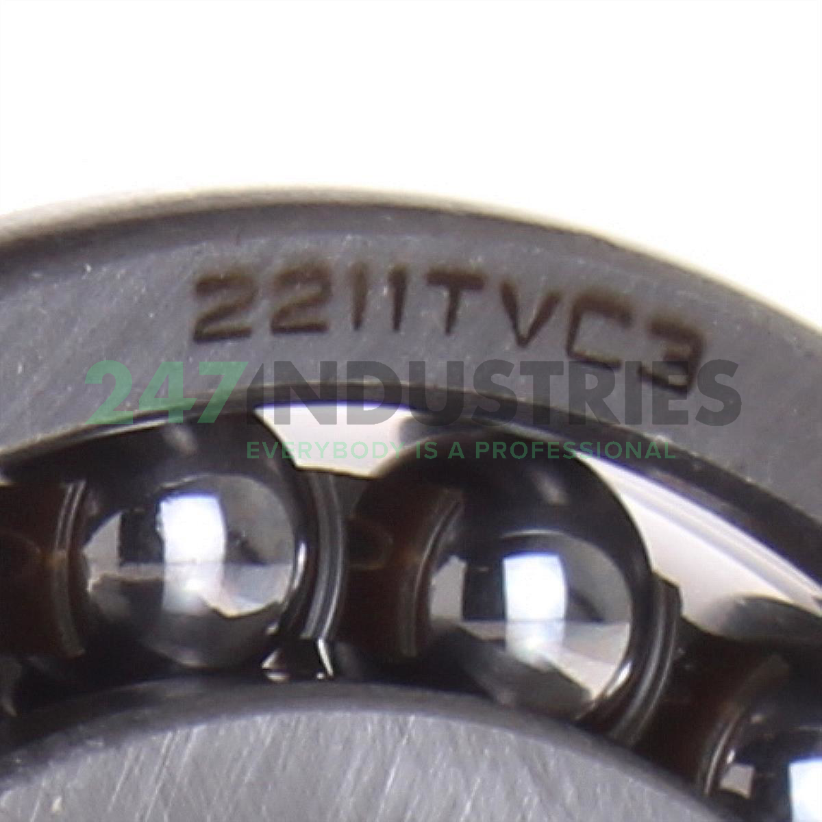 2211.TV.C3 NKE Image 3