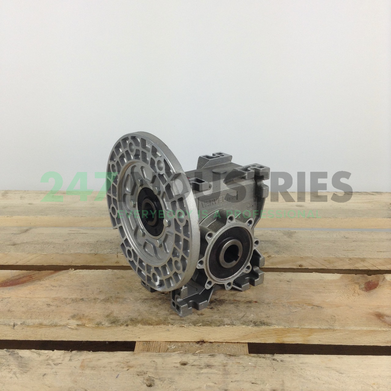 FRT060B3-90B5I20 Varvel