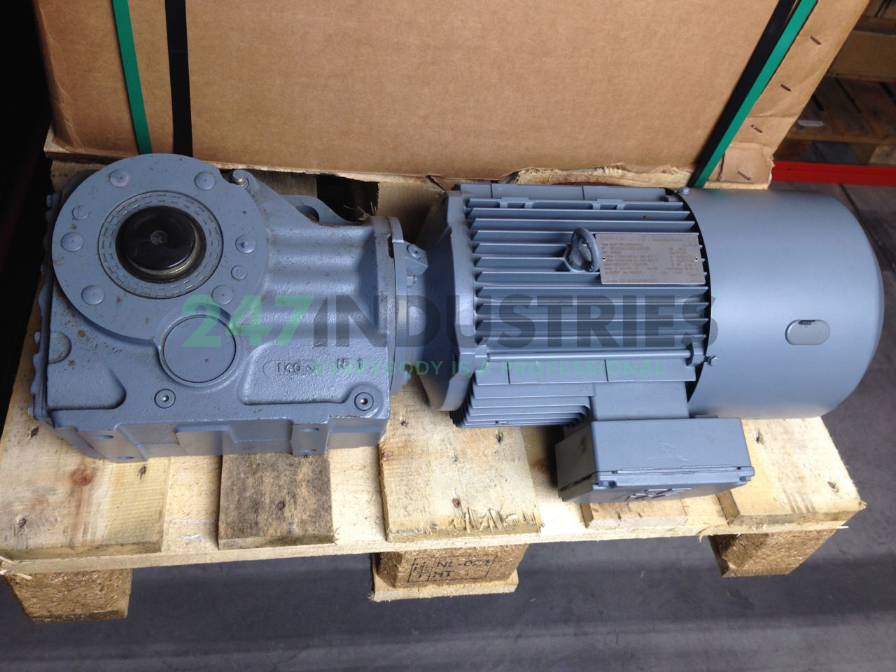 KA67DV112M4/BMG SEW-EURODRIVE
