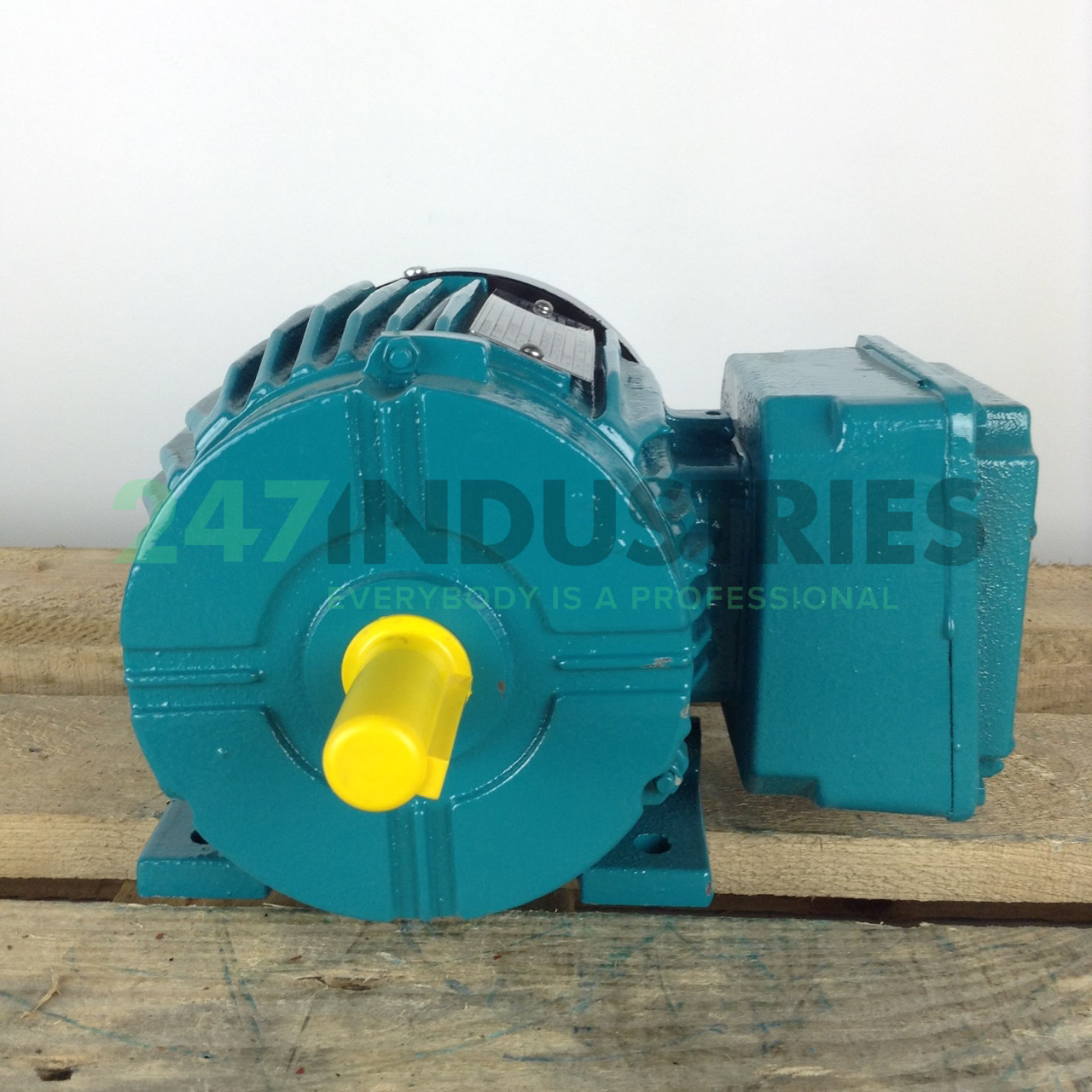 A-DF80ME-B3 Brook Crompton Image 4