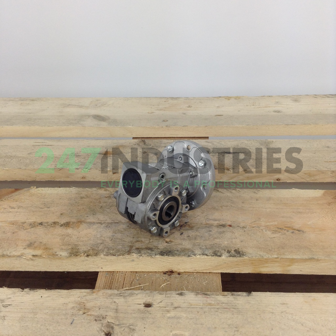 SRS028401114-63B14 Varvel Image 3