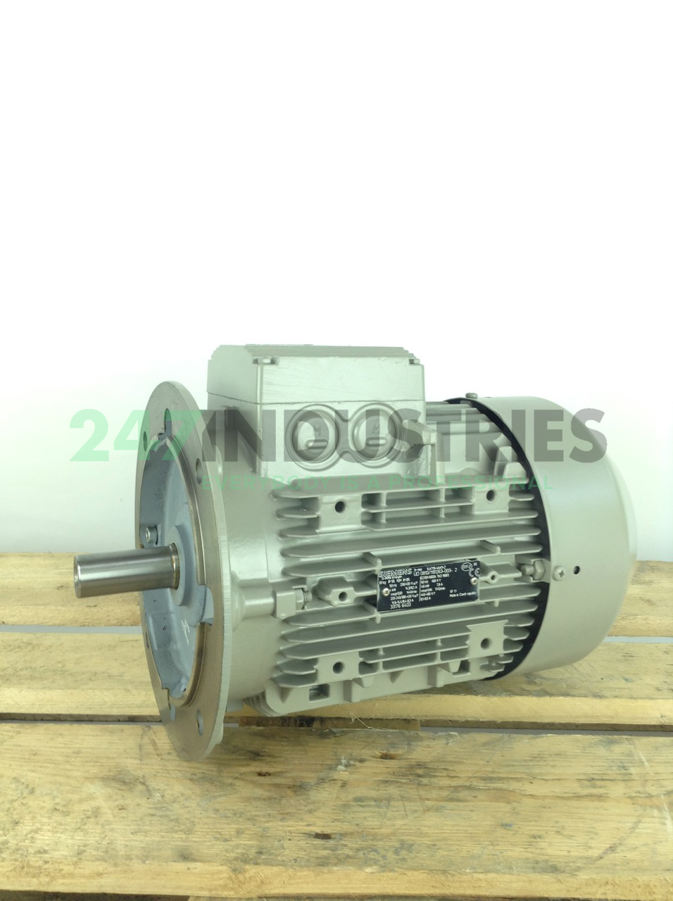 1LA7113-4AA11-Z Siemens