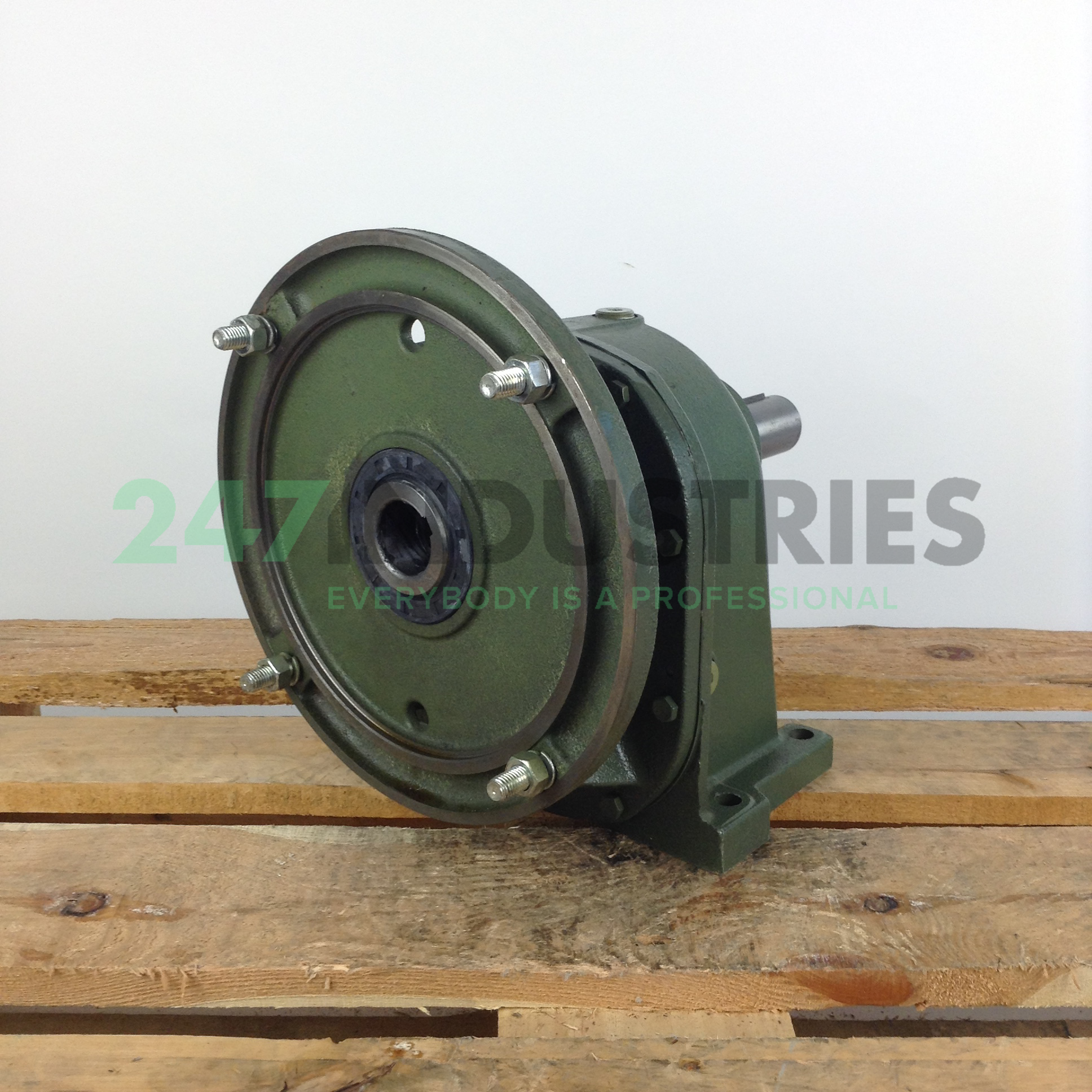 FRC240B3-132B5I3 Varvel Image 3