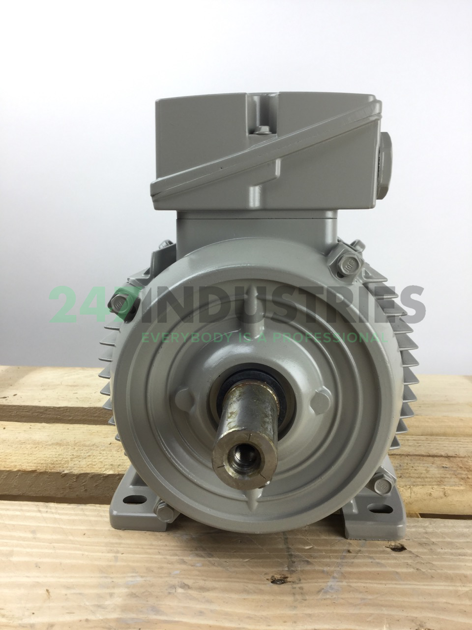 1LE1002-1AD42-2AA4 Siemens Image 4