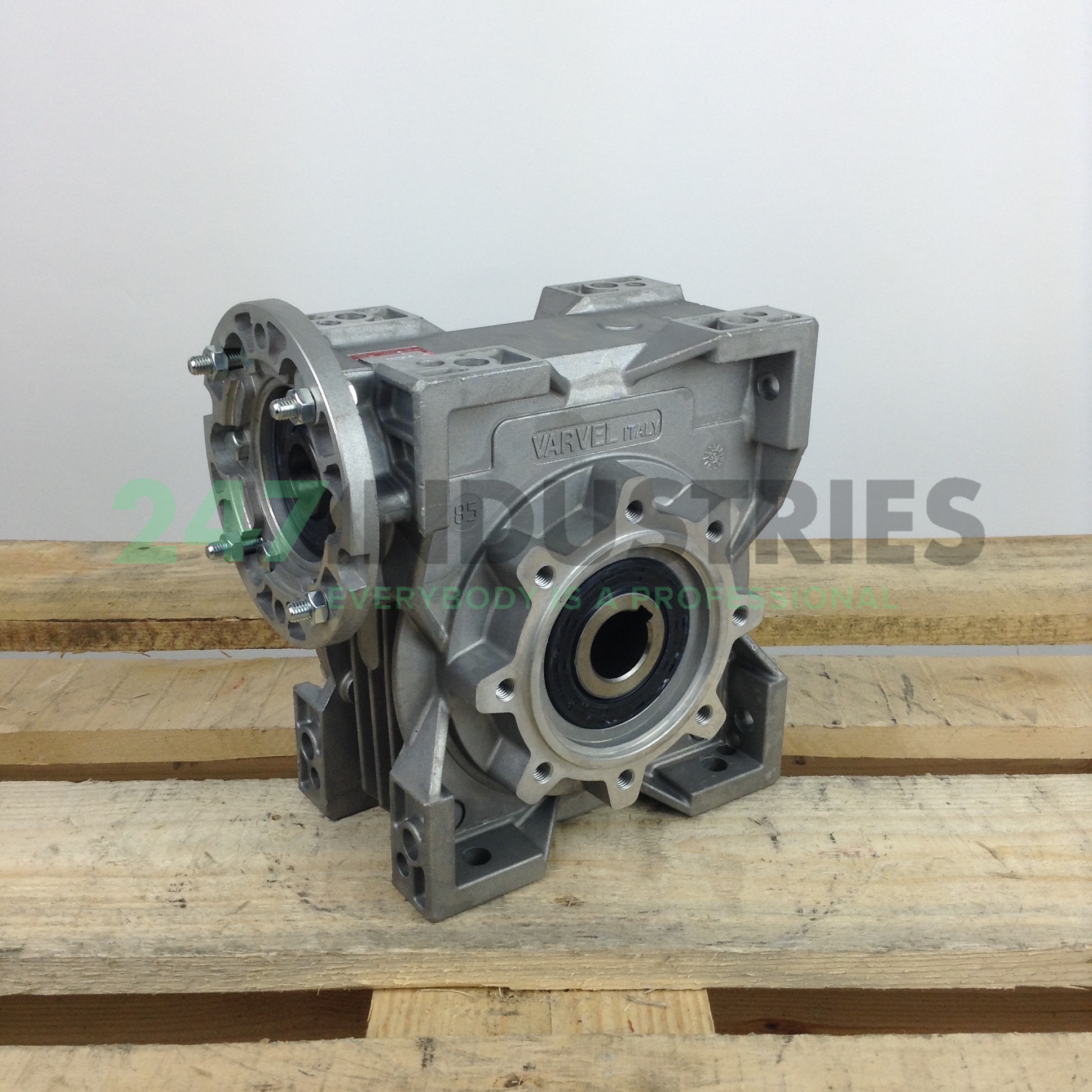 FRT85/B3-90B14I49 Varvel