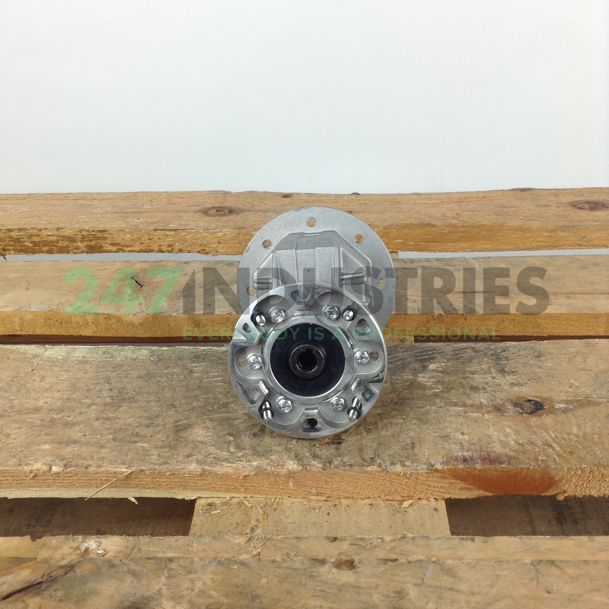 SXA063631114 Varvel Image 5