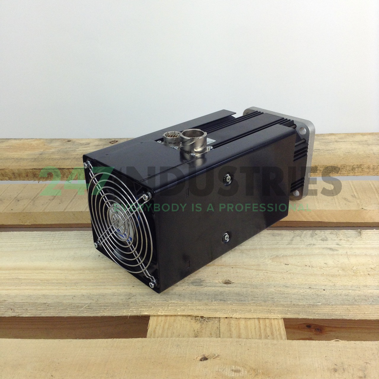 MA115MA30AB5 Motor Power Company Image 3