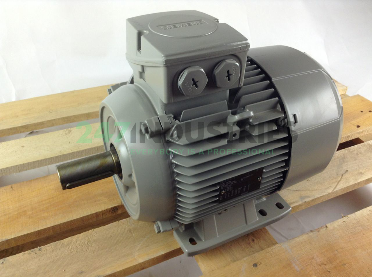 1LE1002-1CB23-4AA0 Siemens