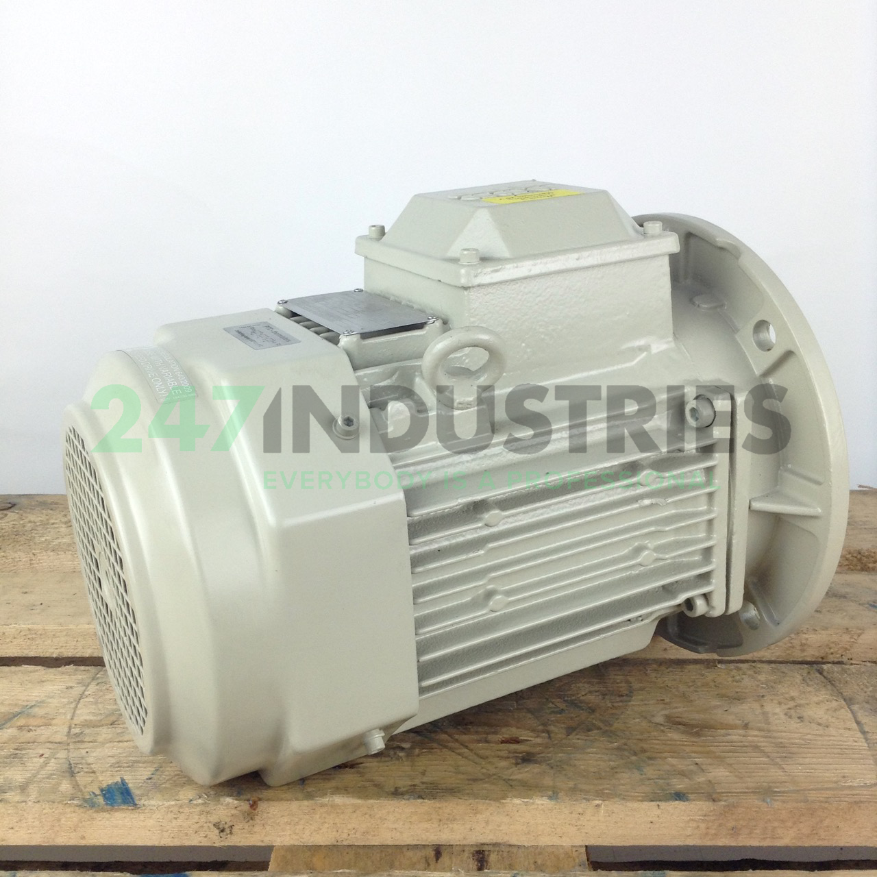 M3BP100LD4 ABB Image 3