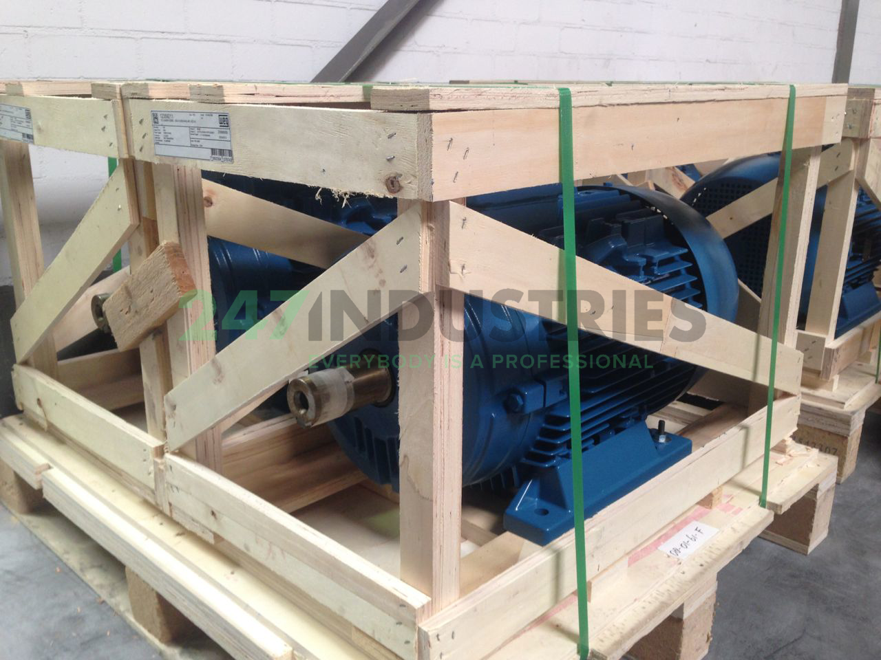 18.5K32AL2200M/L6B3 WEG