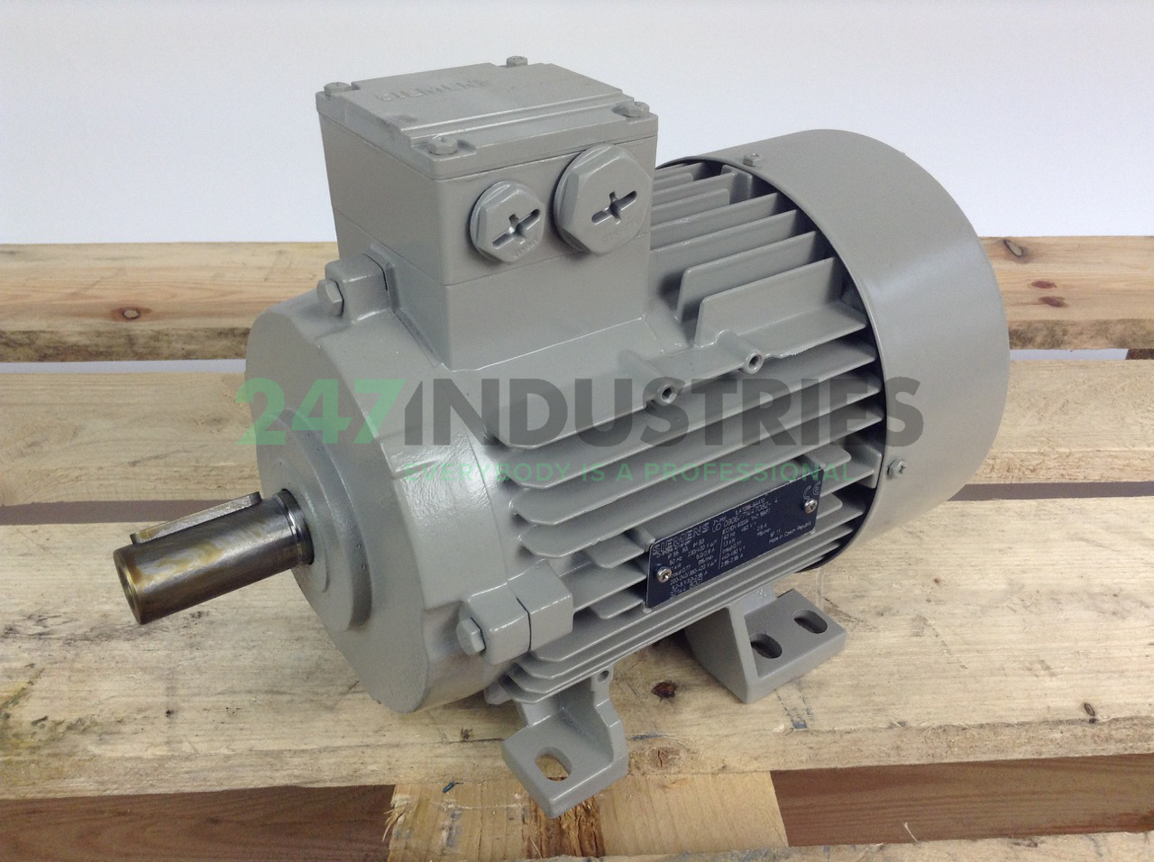 1LA7096-6AA10 Siemens