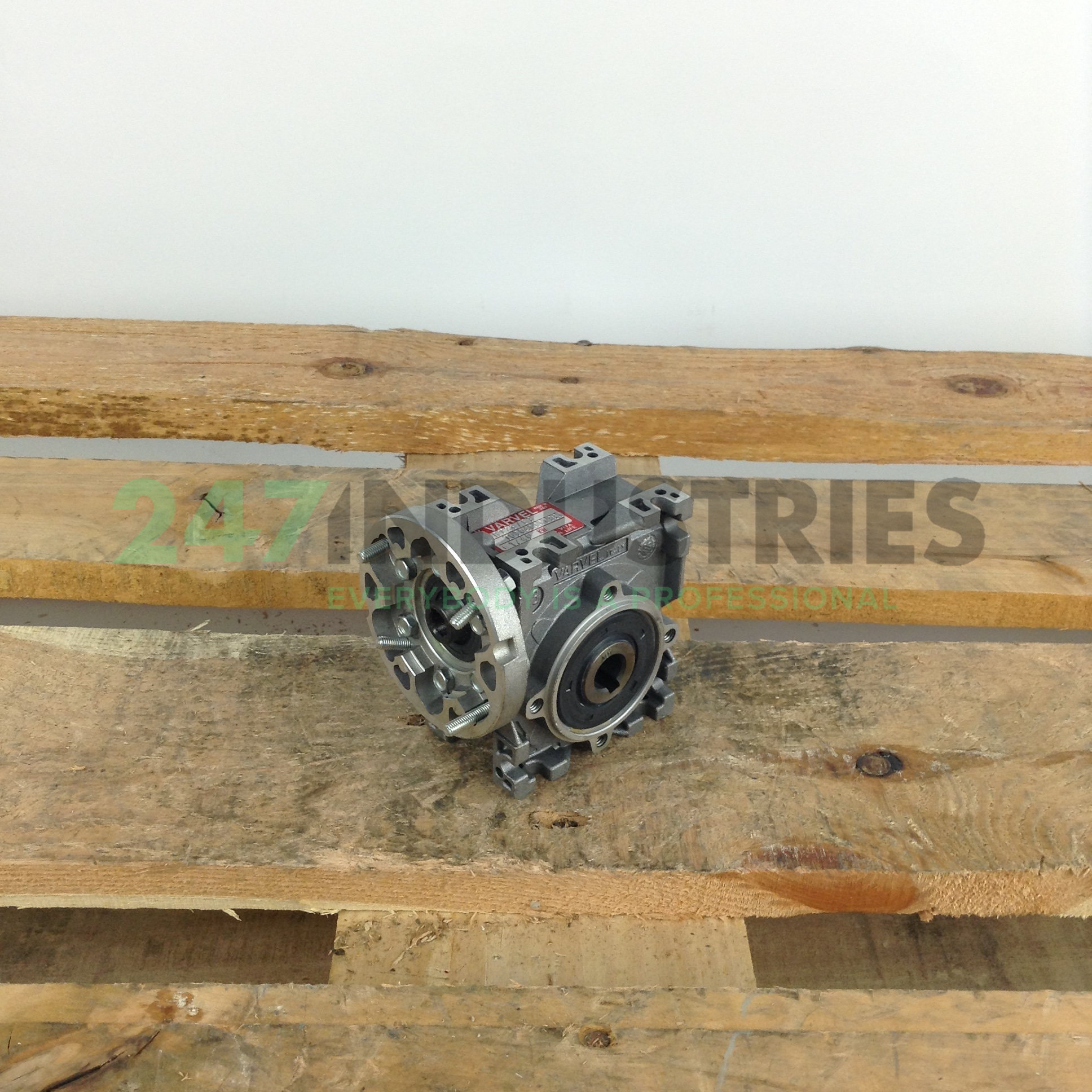 FRT28/B3-56B14I40 Varvel