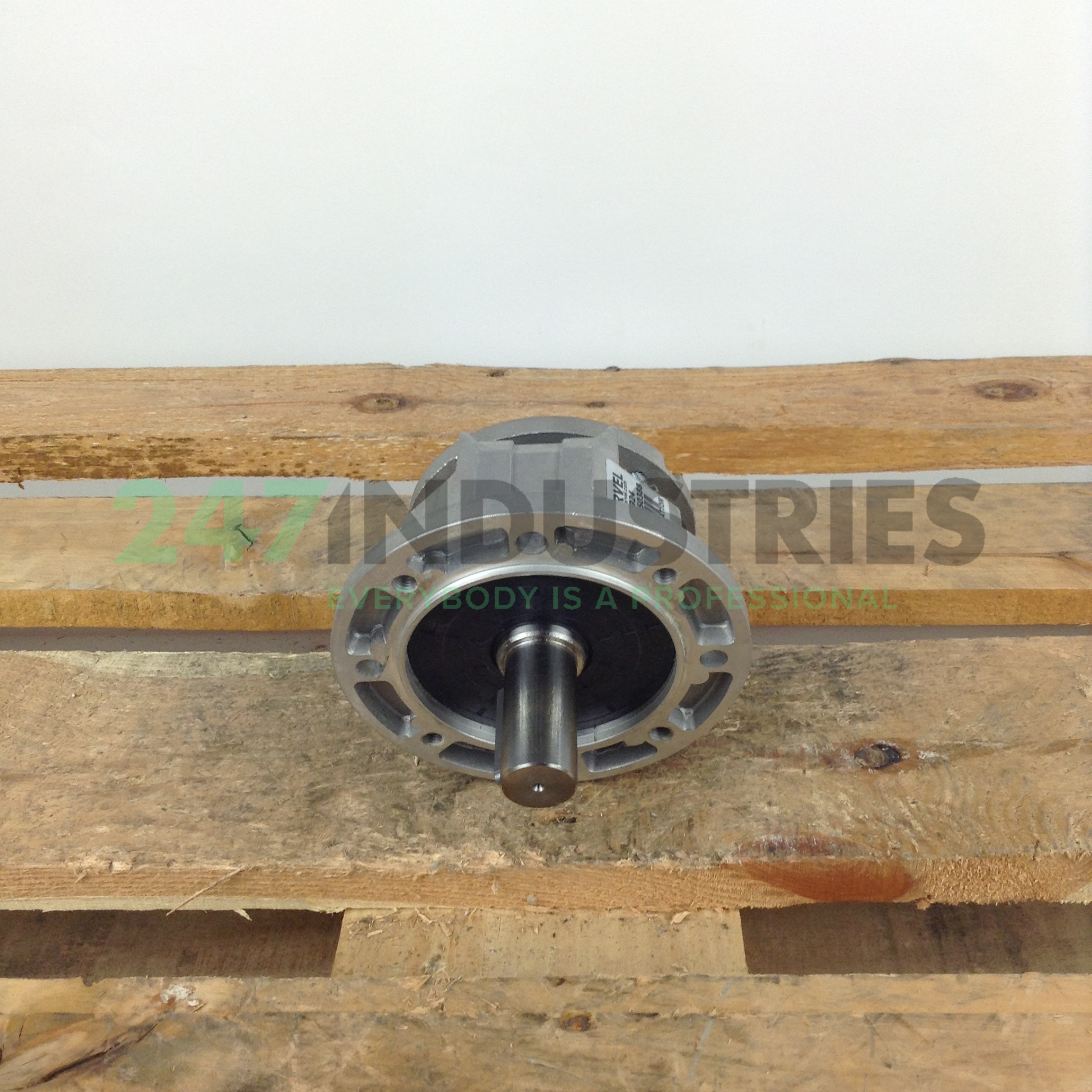 SXA080631924 Varvel Image 4