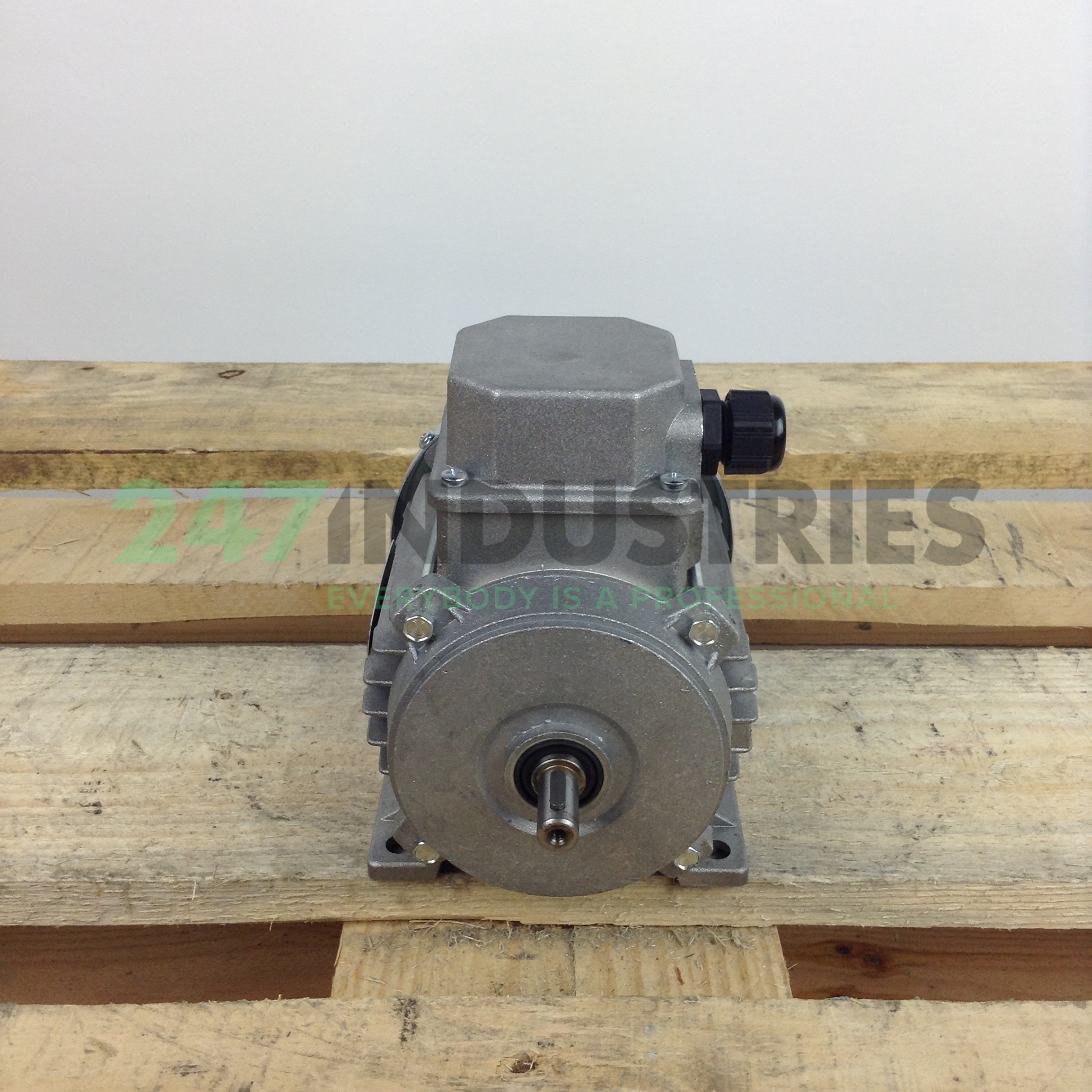 T63B4B3 Neri Motori Image 4