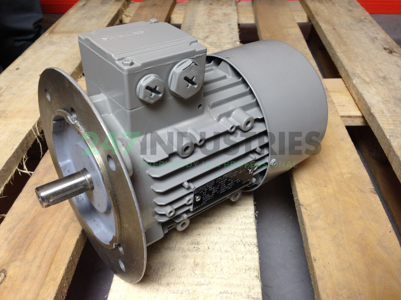 1LA9083-2KA11 Siemens