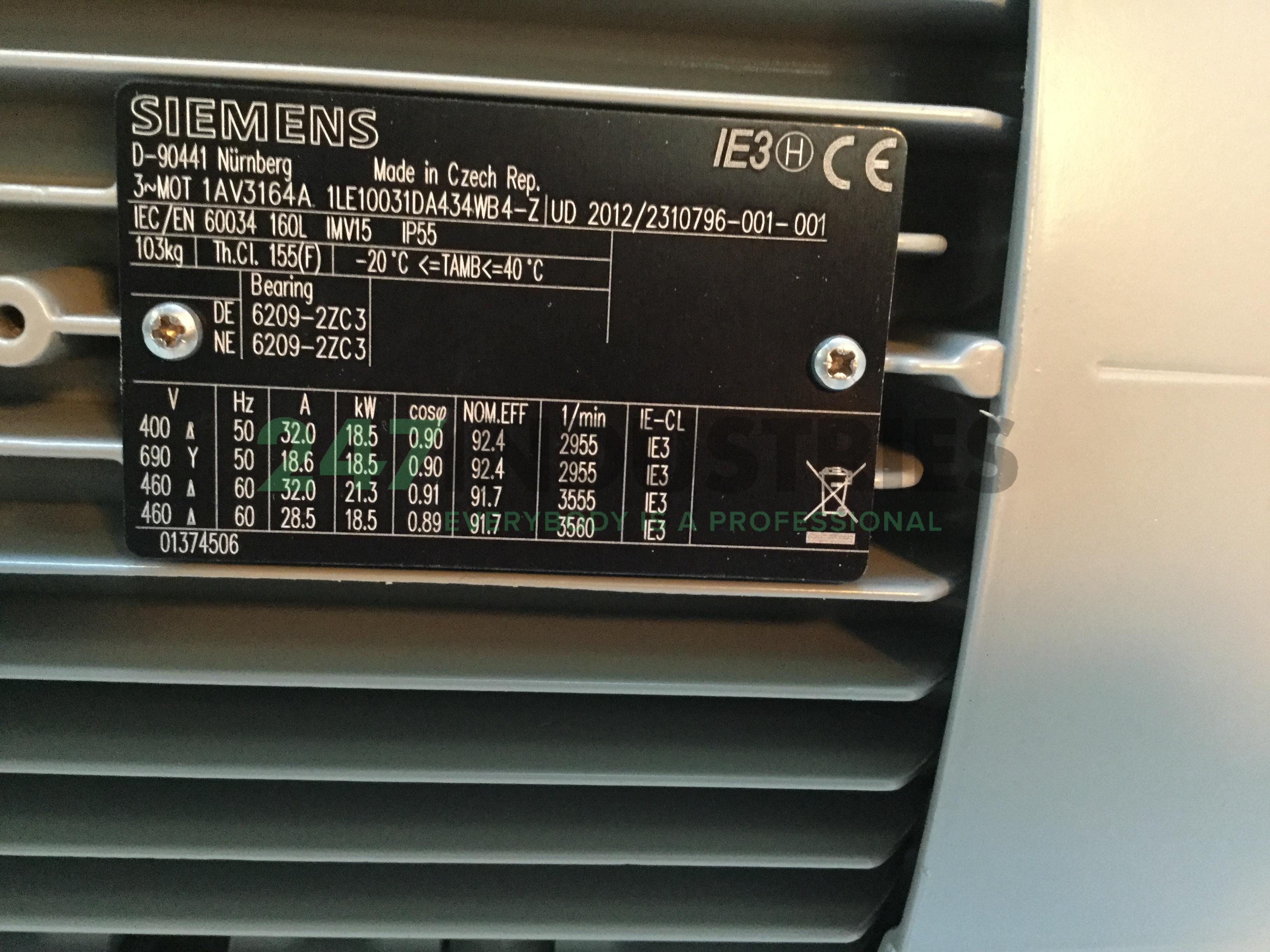 1LE1003-1DA43-4WB4-Z B07+​H01+​L20+ Siemens Image 4