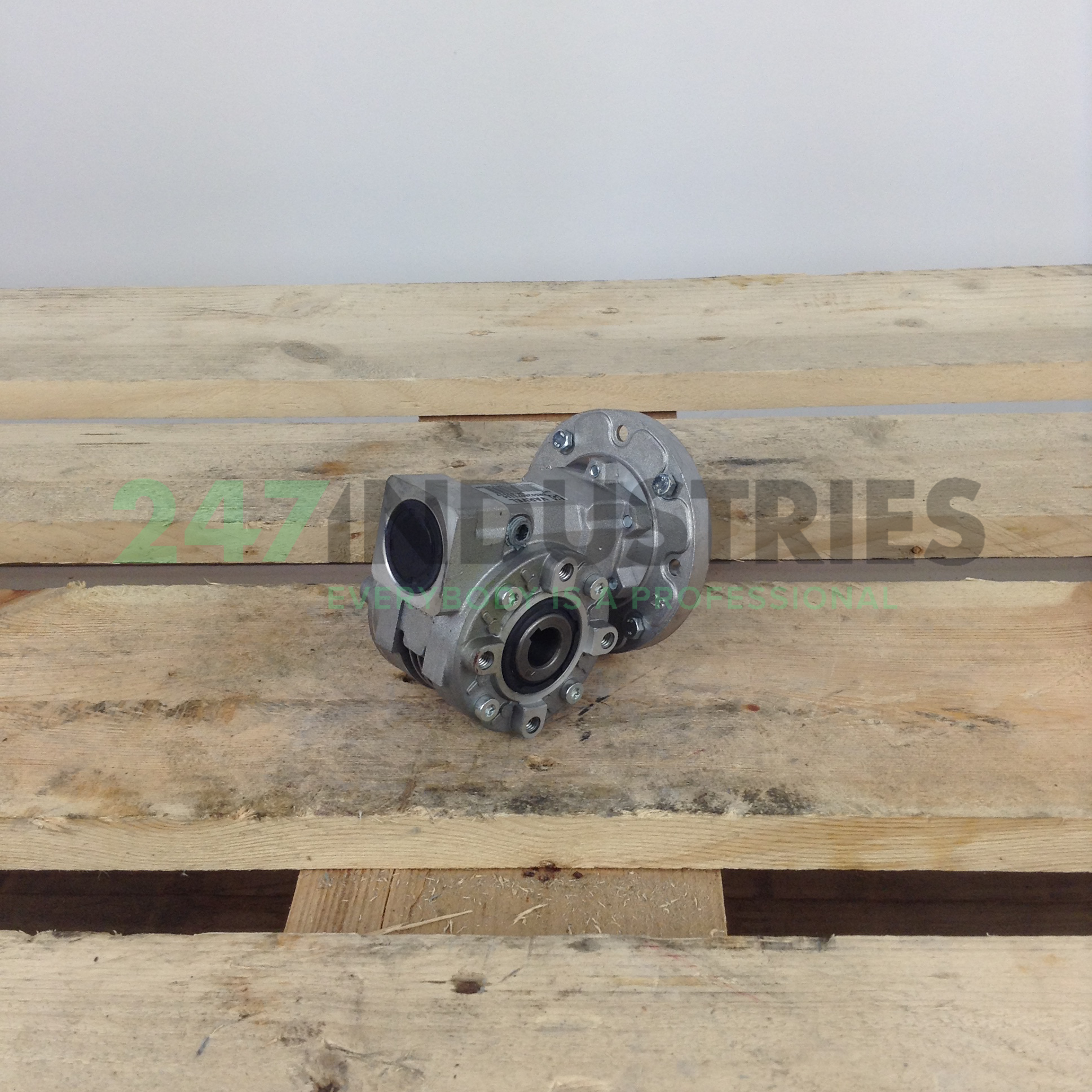 SRS028071114-63B14 Varvel Image 3