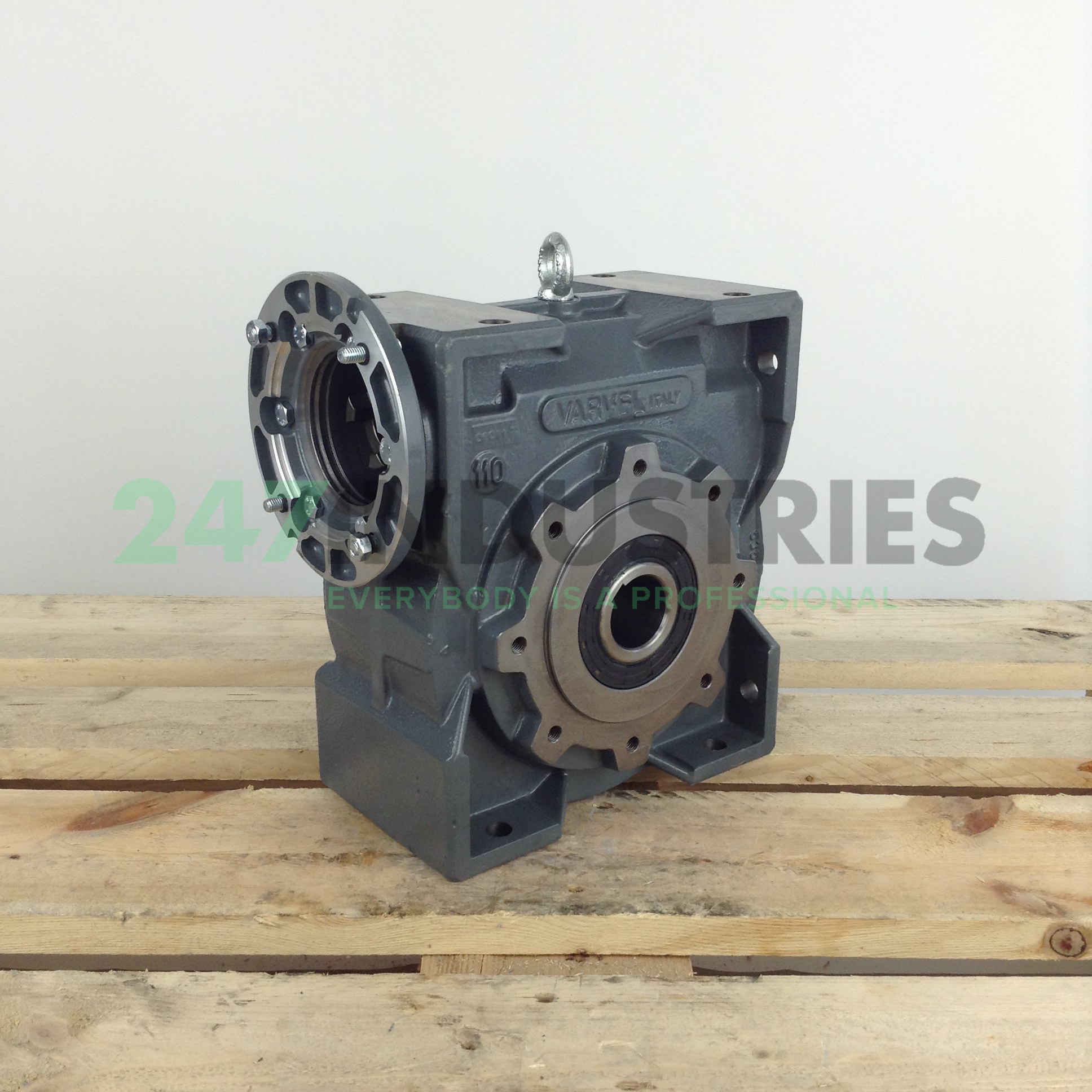 FRT110B3/42-100B14I56 Varvel