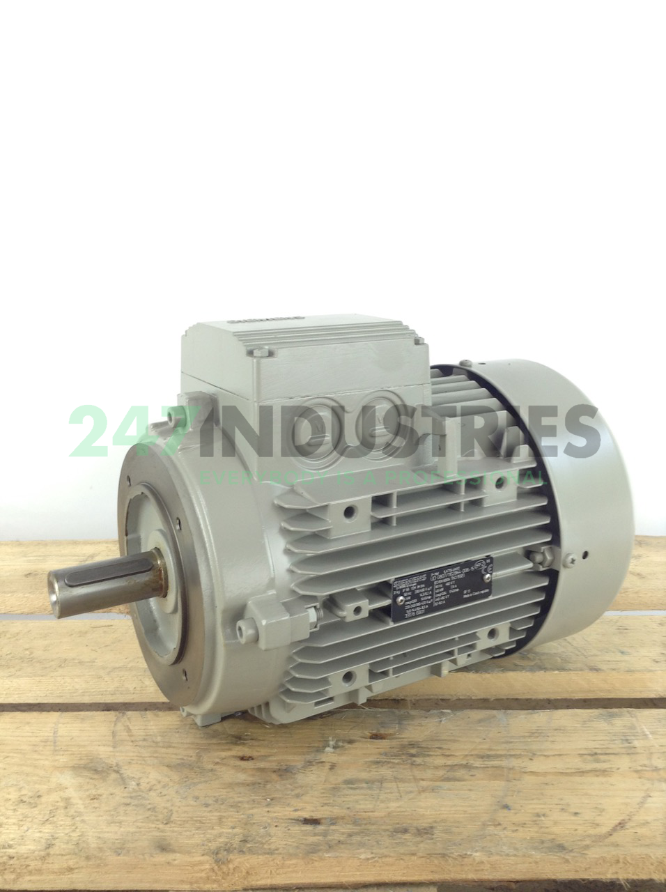 1LA7113-4AA12 Siemens