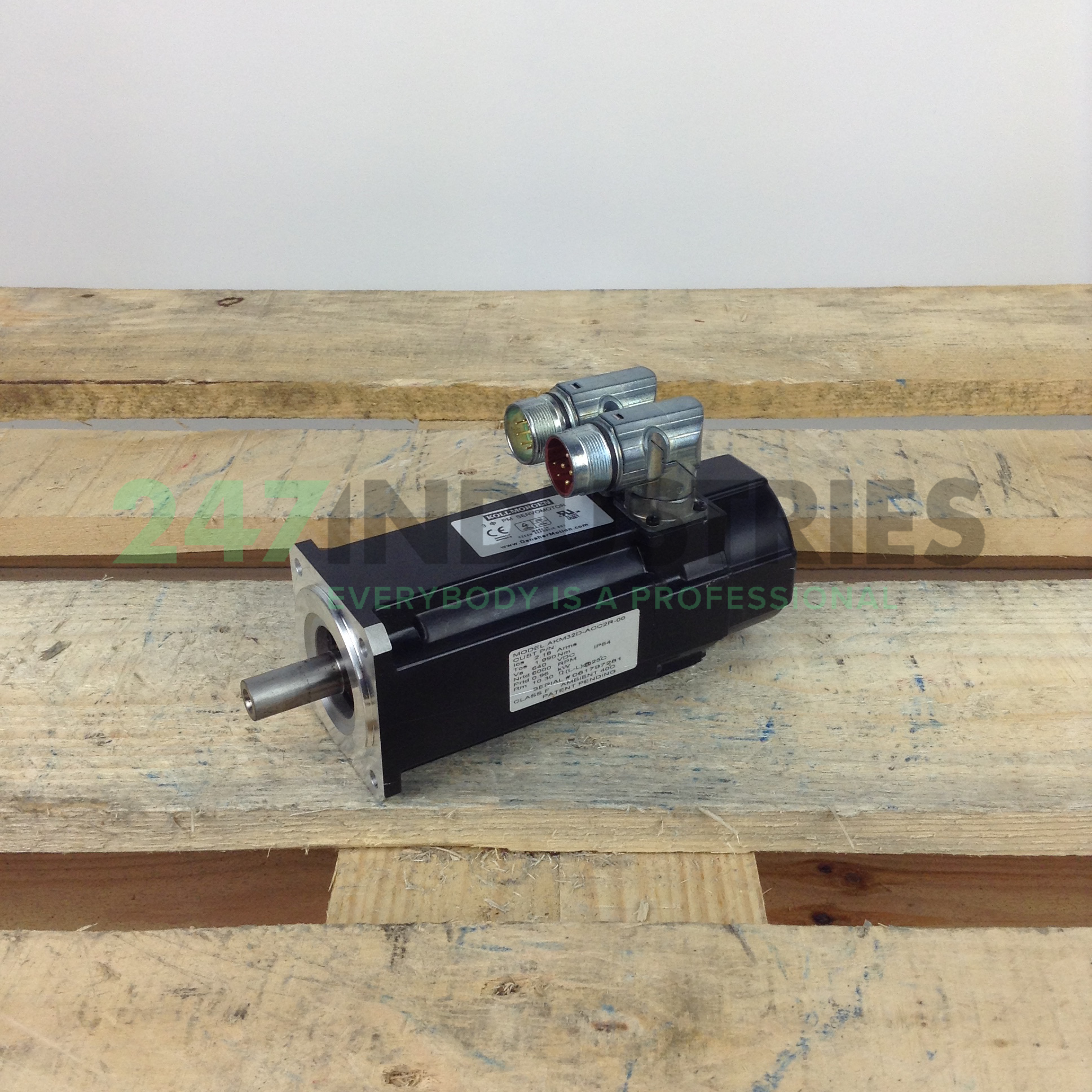 AKM32D-ACC2R-00 Kollmorgen Image 1