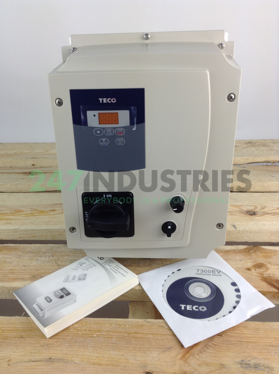 JNEV-403-H3FN4S Teco Image 3