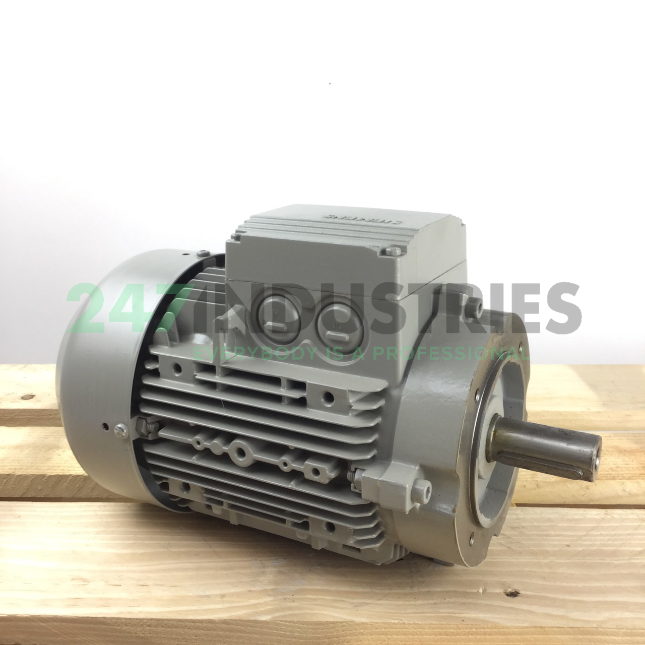 1LA7106-8AB12 Siemens Image 3