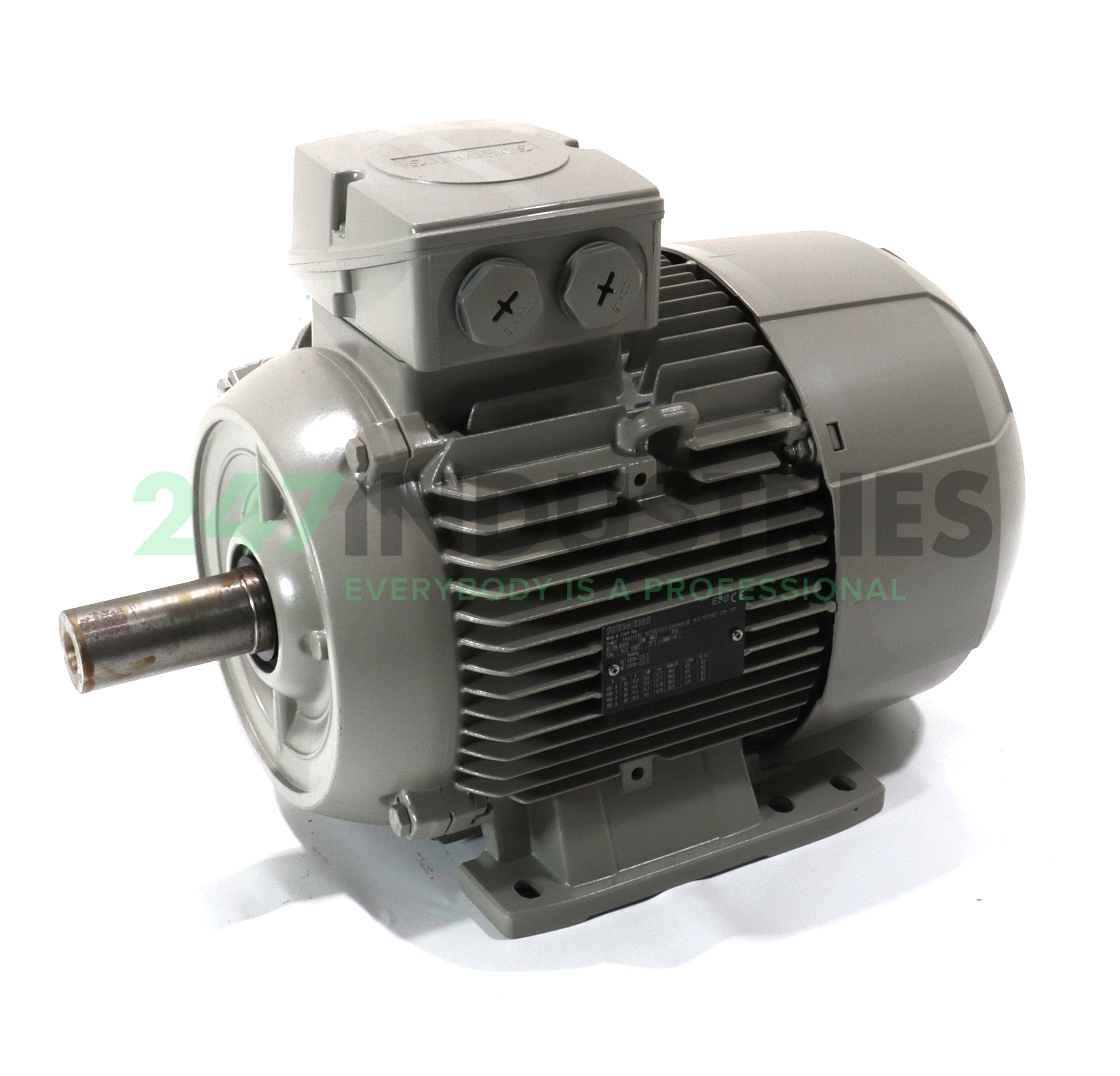 1LE1001-1CC33-4AA4 Siemens