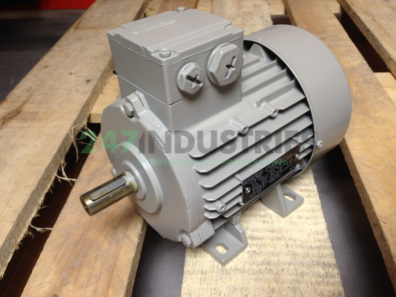 1LA9080-4KA10 Siemens