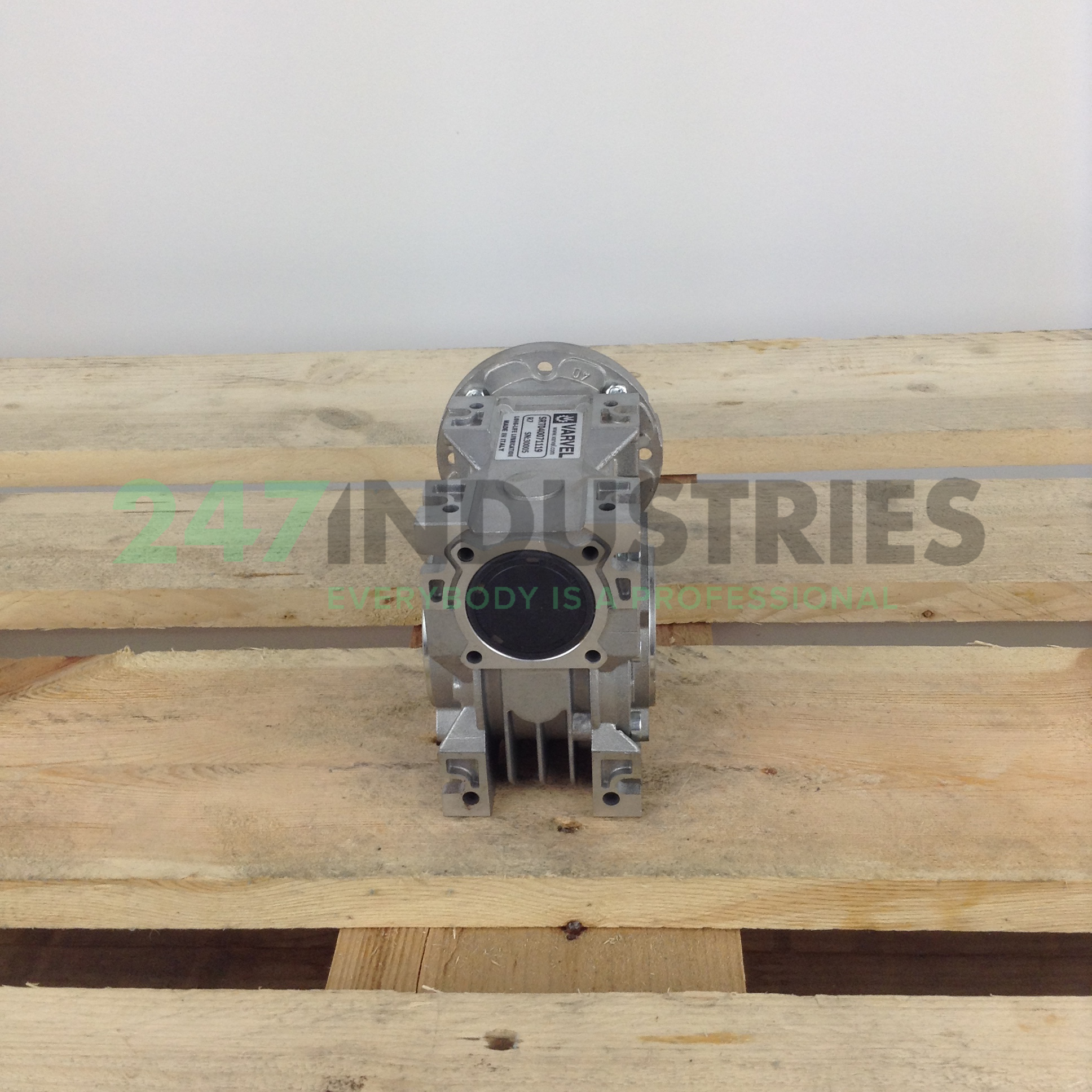 SRT040071119-63B14 Varvel Image 5