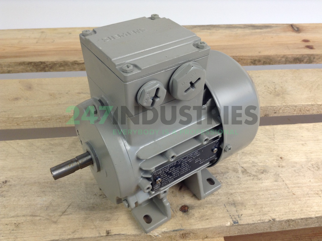 1LA7060-4AB10 Siemens