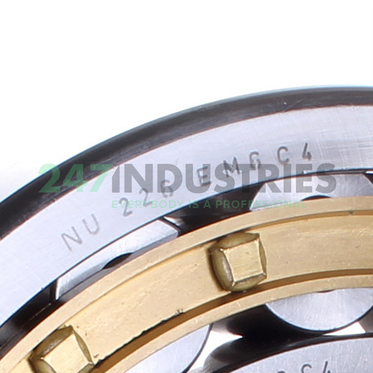 NU226E.M6.C4 NKE Image 3